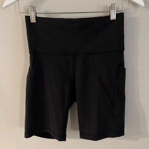 Lululemon Wunder Train High Rise Short with Pockets Size 8